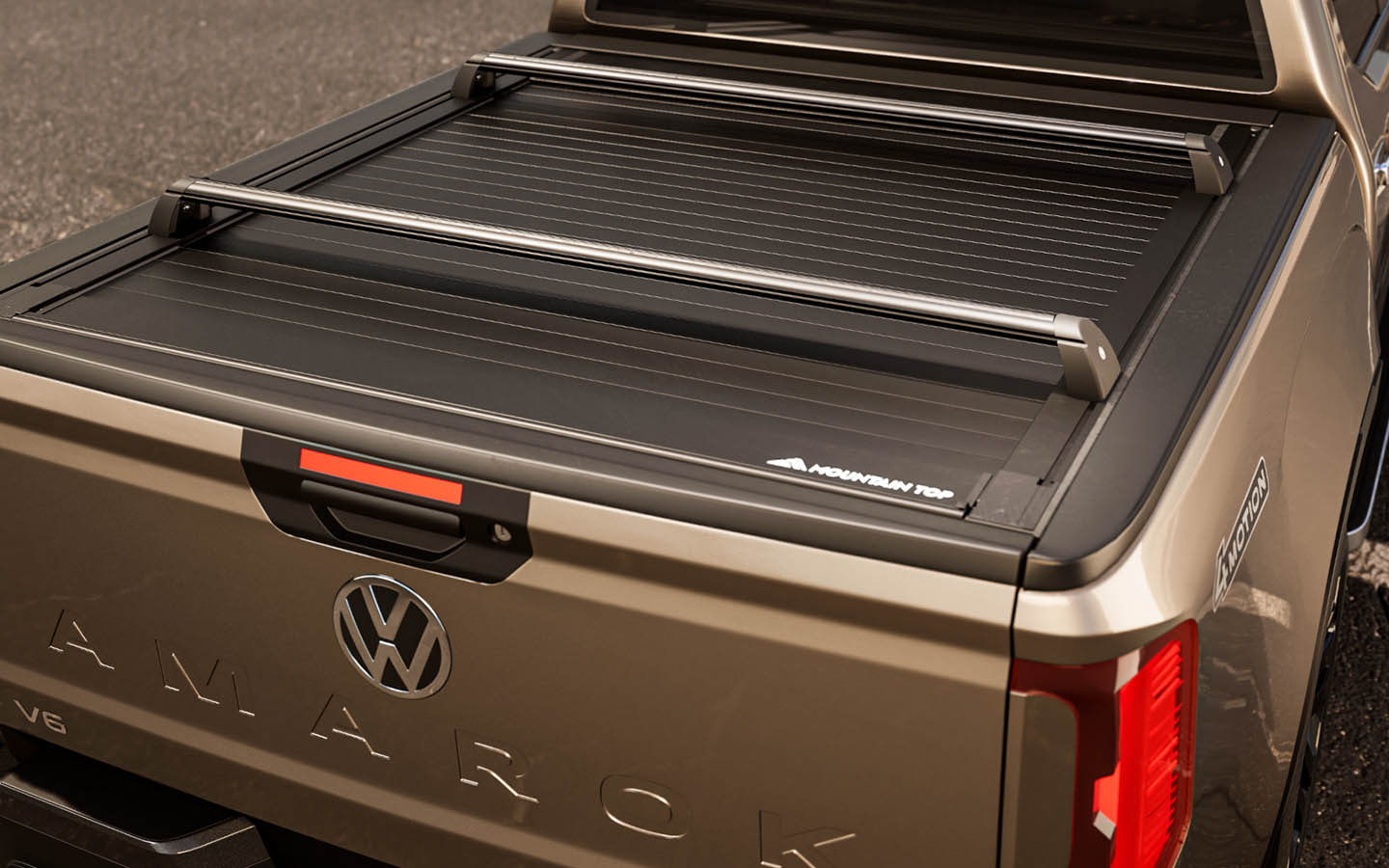 Einen neuen Dachgepäckträger und Rockslider für den VW Amarok gibt es jetzt  bei Horntools.