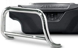 Front bar with cross tube in silver and Aeroklas Staubox for the pickup truck bed