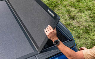 Bakflip MX4 Klappcover auf einem Ford Ranger