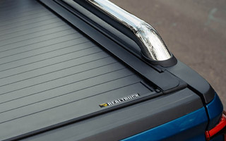 Detailansicht von einer Mountain Top Evo Laderaumabdeckung auf einem Amarok 2024