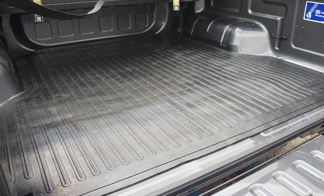 Ford Ranger truck bed with Anti-Slip Mat made from rubber