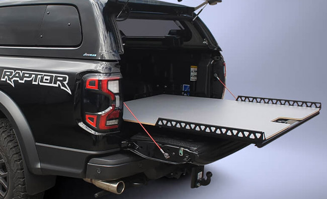 Ford Ranger mit Basic Line Ladeflächenauszug