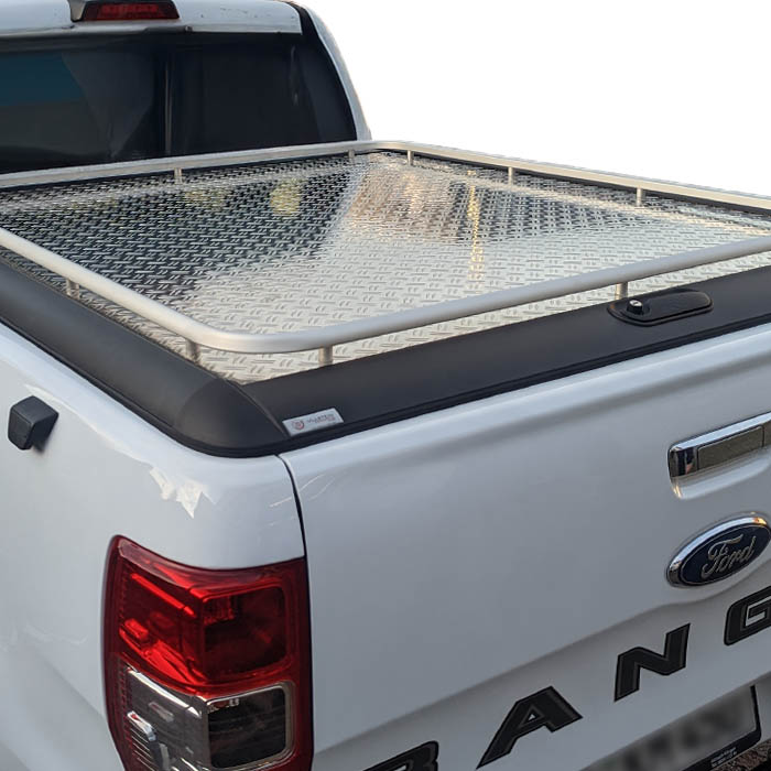 Mountain Top Style HD Deckel auf dem Ford Ranger Limited 2019