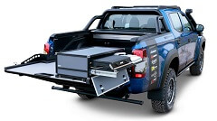 Mitsubishi l200 mit Ladeflächenzubehör